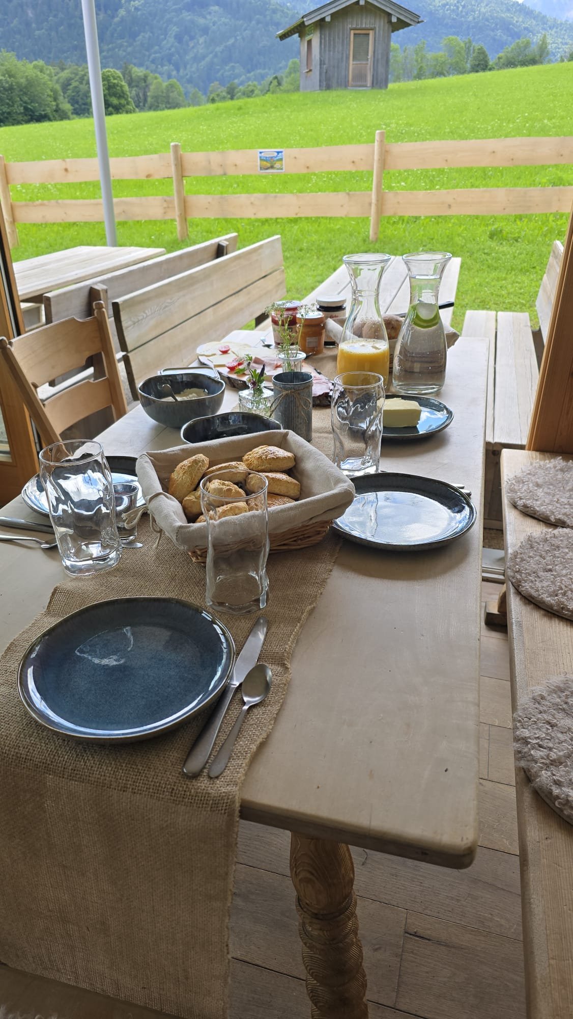 Frühstückstisch